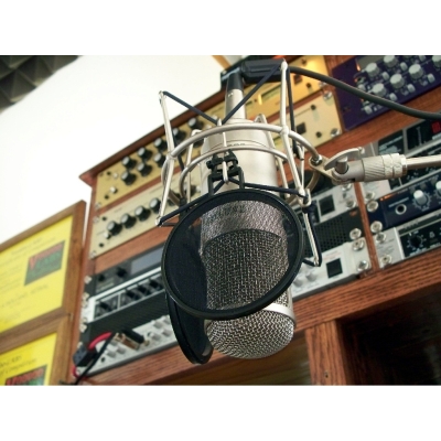 Студийный микрофон TCM 1050