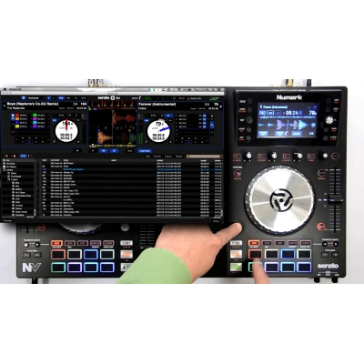 DJ контроллер NV
