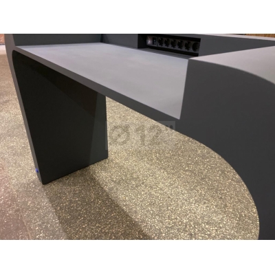 Стол для 2-х проигрывателей и scratch-микшера DJ-Workstation Hi-Tech