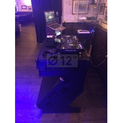 Мобильный стол диджея Z-style DJ Table Nightline Short