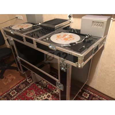 Кейс-стол диджея Scratch Live Black