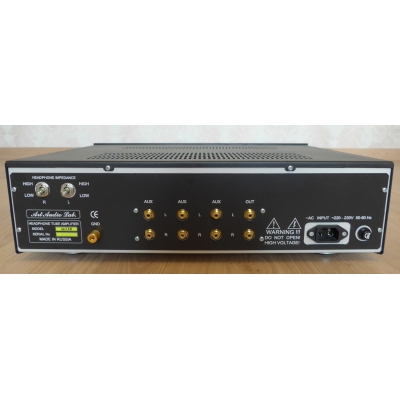 Ламповый усилитель для наушников M116 EX