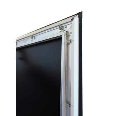 Экран Cinema Thin Bezel