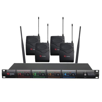 Четырехканальная микрофонная радиосистема